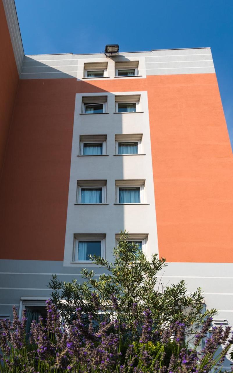 Ibis Lyon Sud Chasse Sur Rhone Hotel Exterior photo